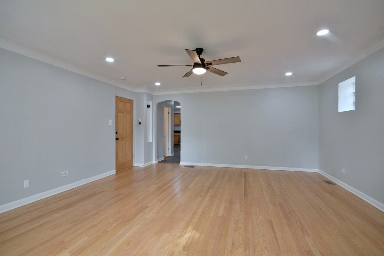 1530 Clinton Pl #1 - Photo 4 of 32