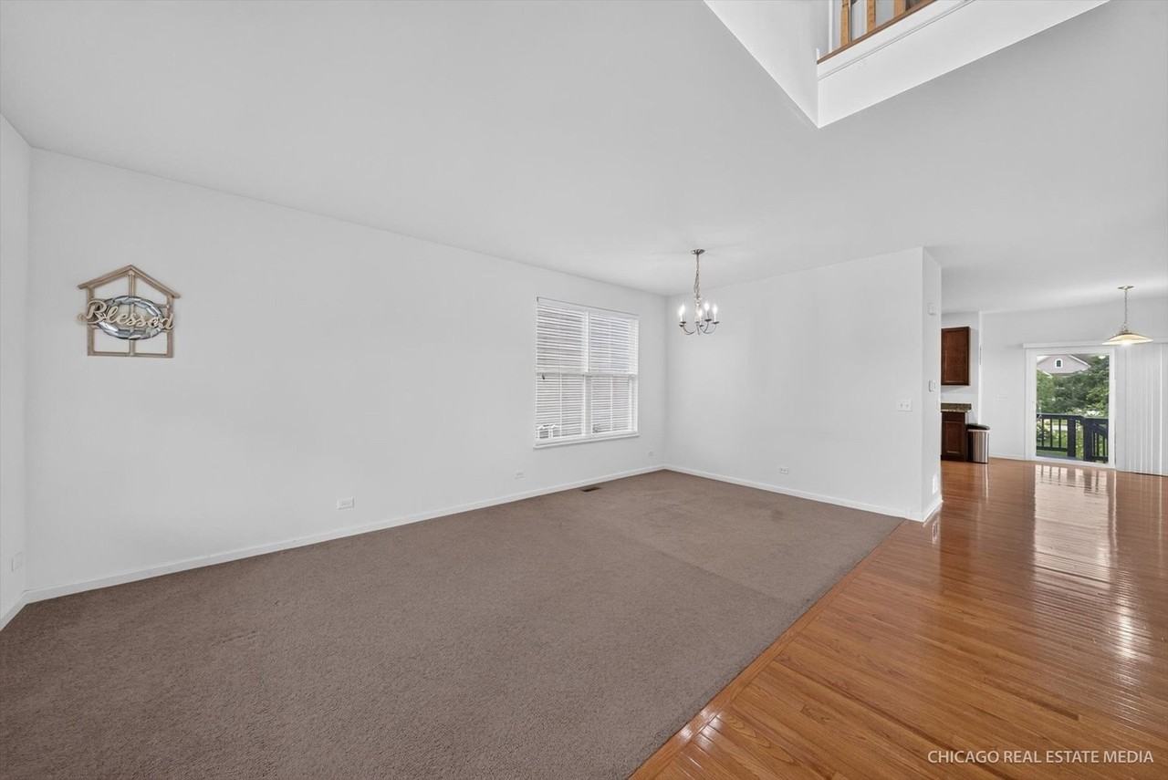 12259 Garlieb Dr - Photo 4 of 34