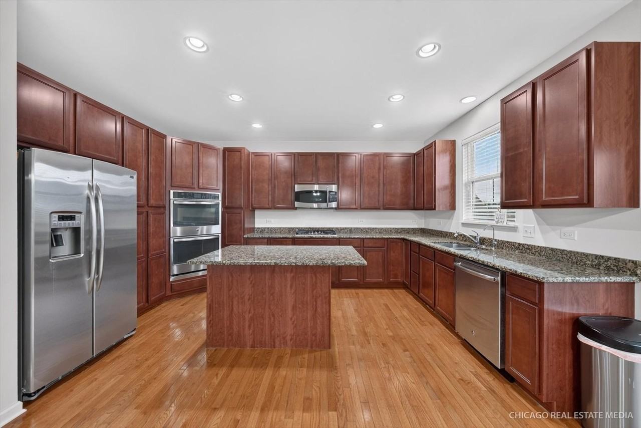 12259 Garlieb Dr - Photo 7 of 34
