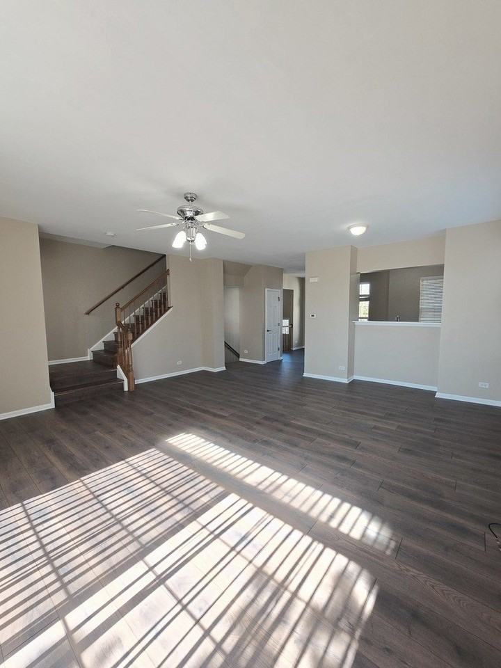 3401 Kentshire Cir - Photo 7 of 18