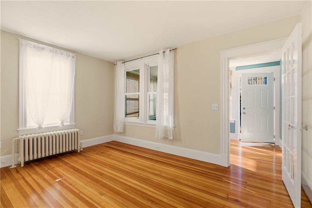 7 Warner Pl - Photo 6 of 32