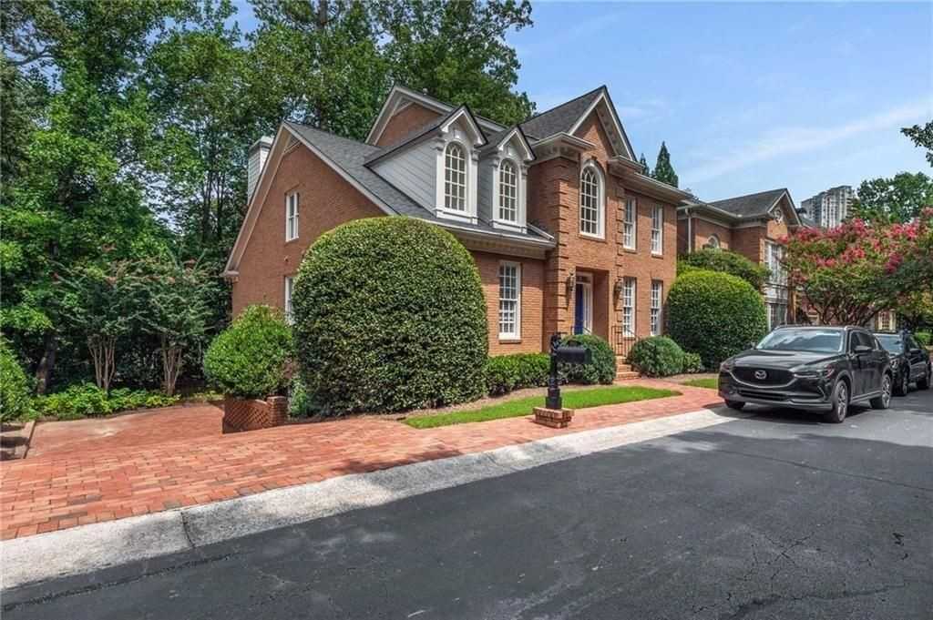448 Ivy Park Ln - Photo 2 of 47