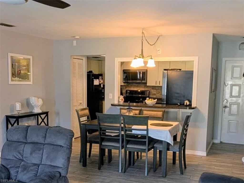 715 Se 47th St #104 - Photo 4 of 14