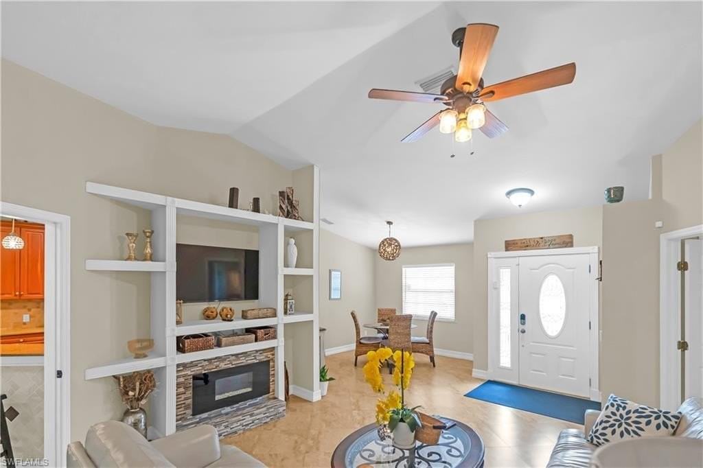 2281 16th St Ne - Photo 5 of 47