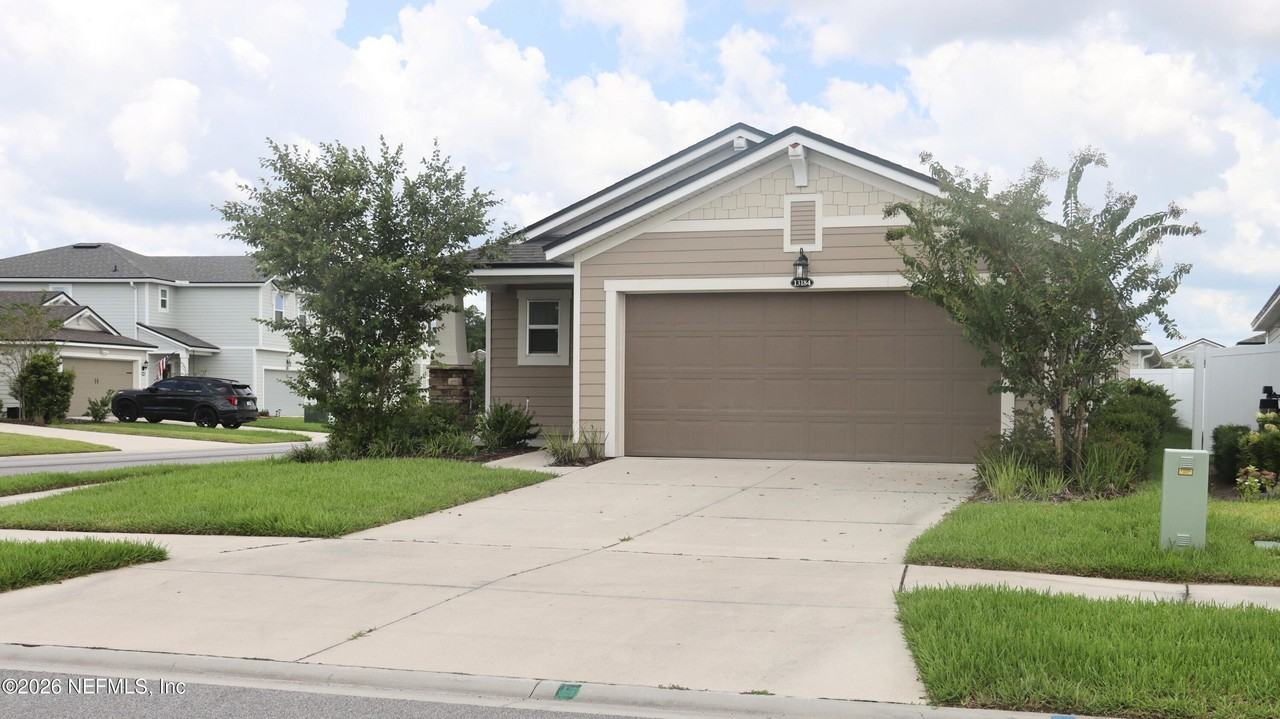 13184 Holsinger Blvd - Photo 2 of 47