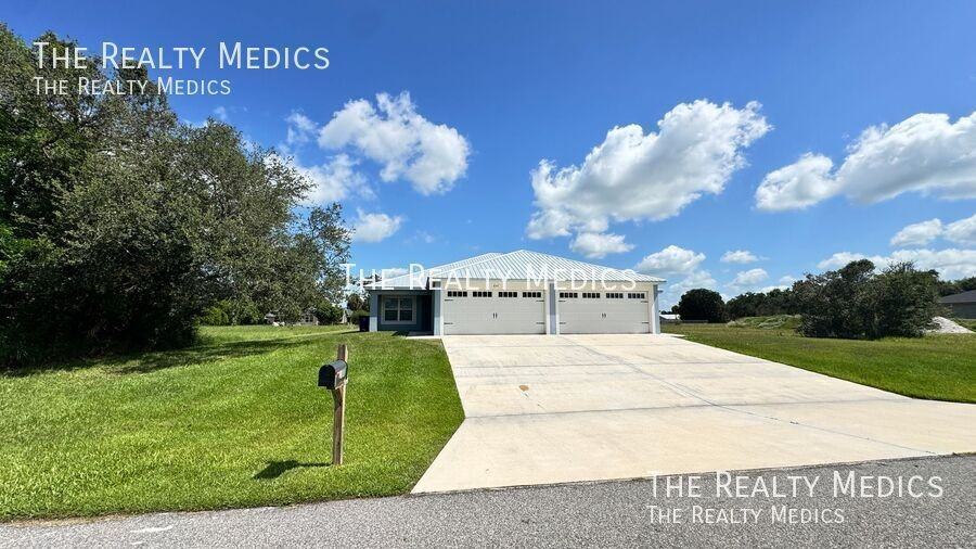8147 Cozumel Ln - Photo 6 of 50