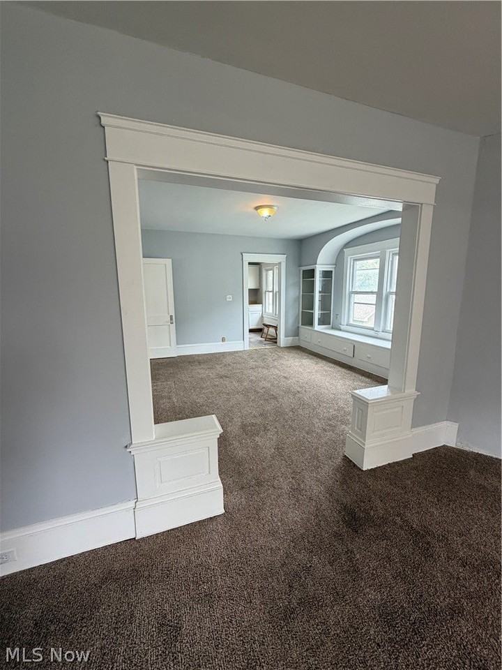 11721 Hamlen Ave #UP - Photo 5 of 12