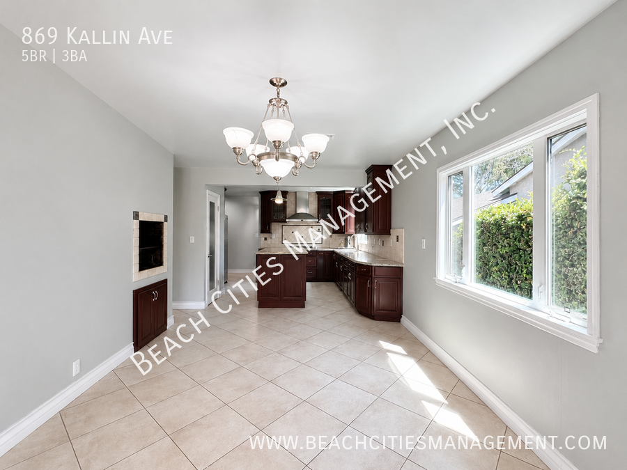 869 Kallin Ave - Photo 7 of 46