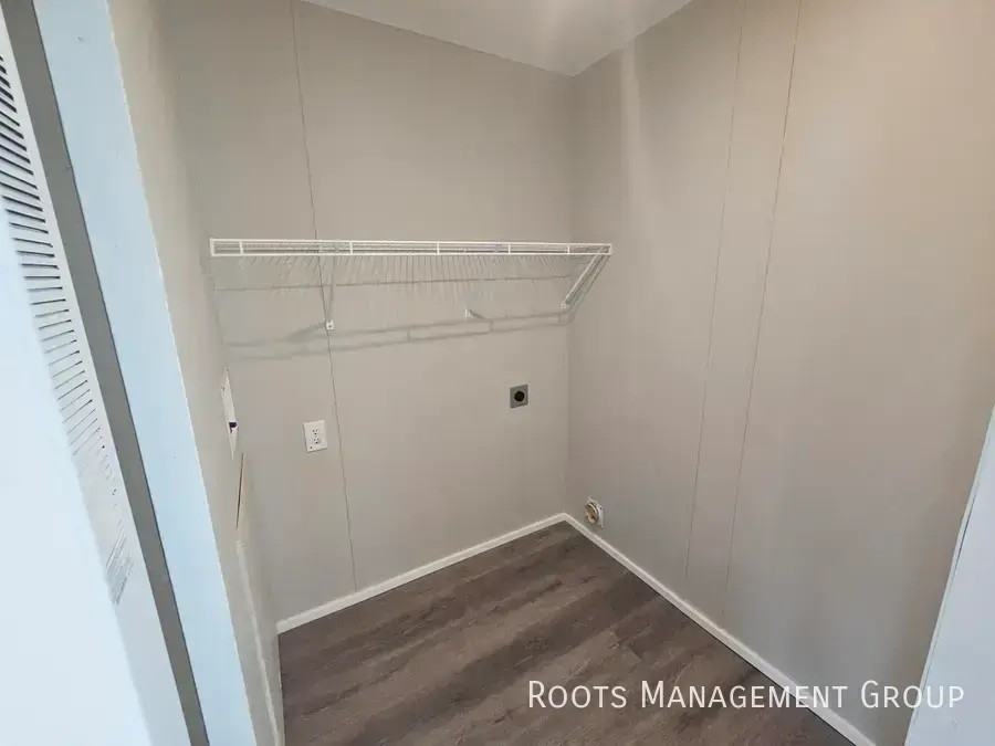 3321 Marcella Dr #3321M - Photo 4 of 15