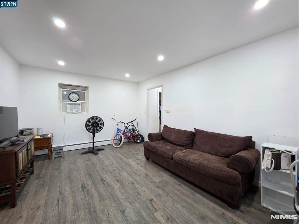 35 Gaston Ave #2 - Photo 2 of 10