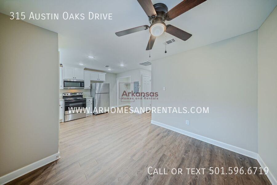 315 Austin Oaks Dr #315 - Photo 2 of 18