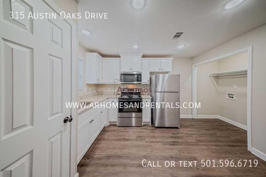 315 Austin Oaks Dr #315 - Photo 4 of 18