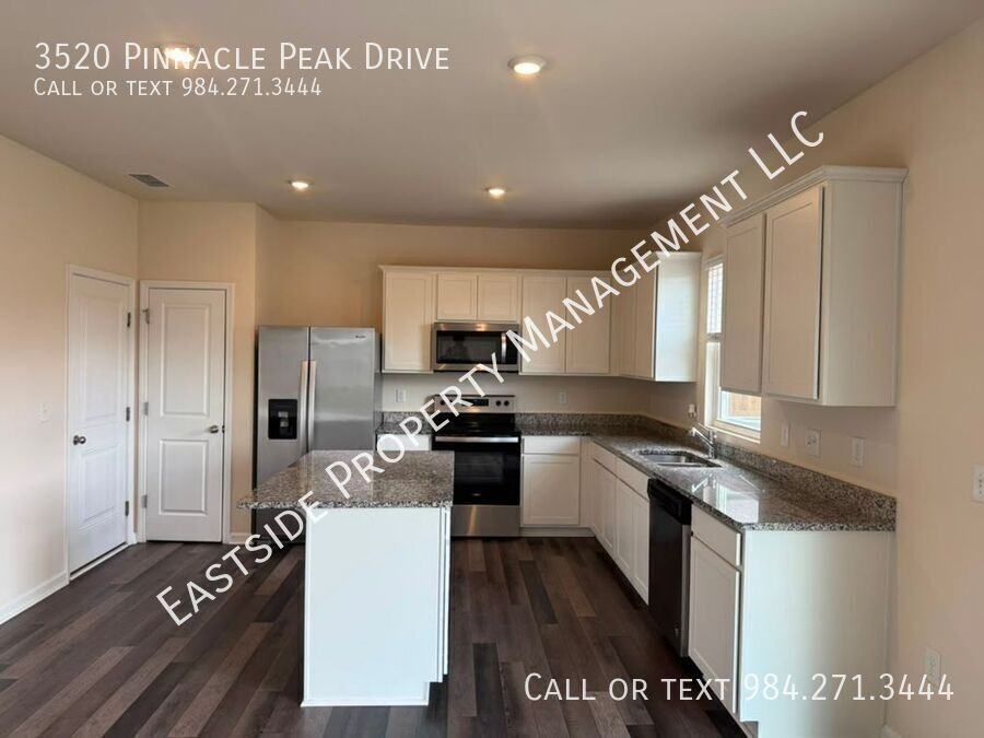 3520 Pinnacle Peak Dr - Photo 3 of 15