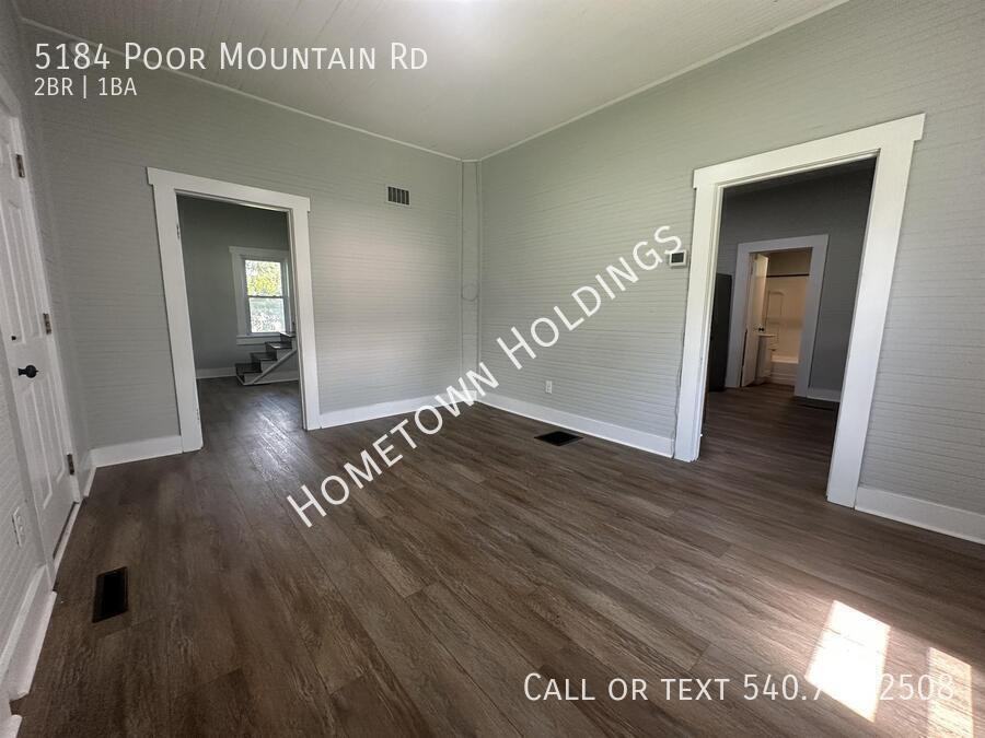 5184 Poor Mountain Rd - Photo 5 of 21