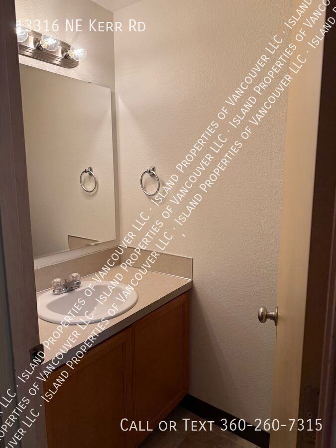 13316 Ne Kerr Rd - Photo 5 of 11