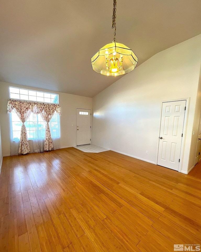 1055 Ricco Dr - Photo 4 of 17