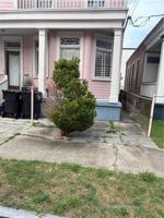 featured image of 4033 Cleveland Ave #B