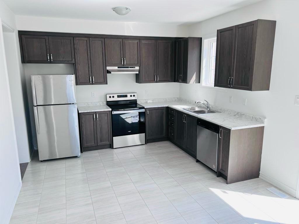 16 Hashmi Place - Photo 7 of 24