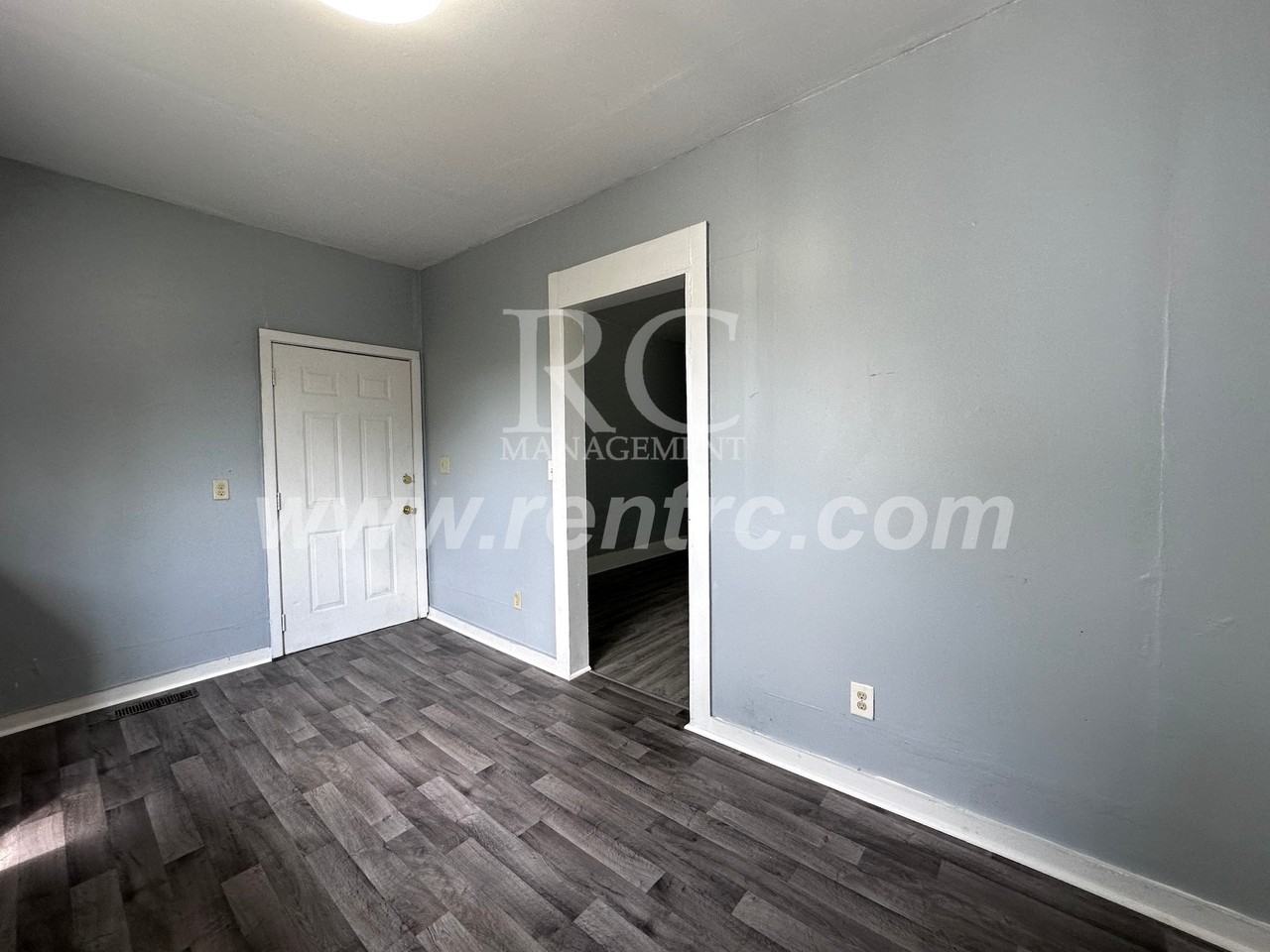 92 Lake St - Photo 3 of 13