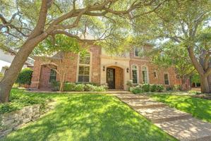featured image of 5004 Castle Creek Ct