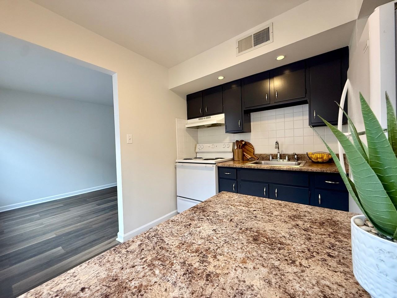 4109 Germania St #1C - Photo 2 of 7