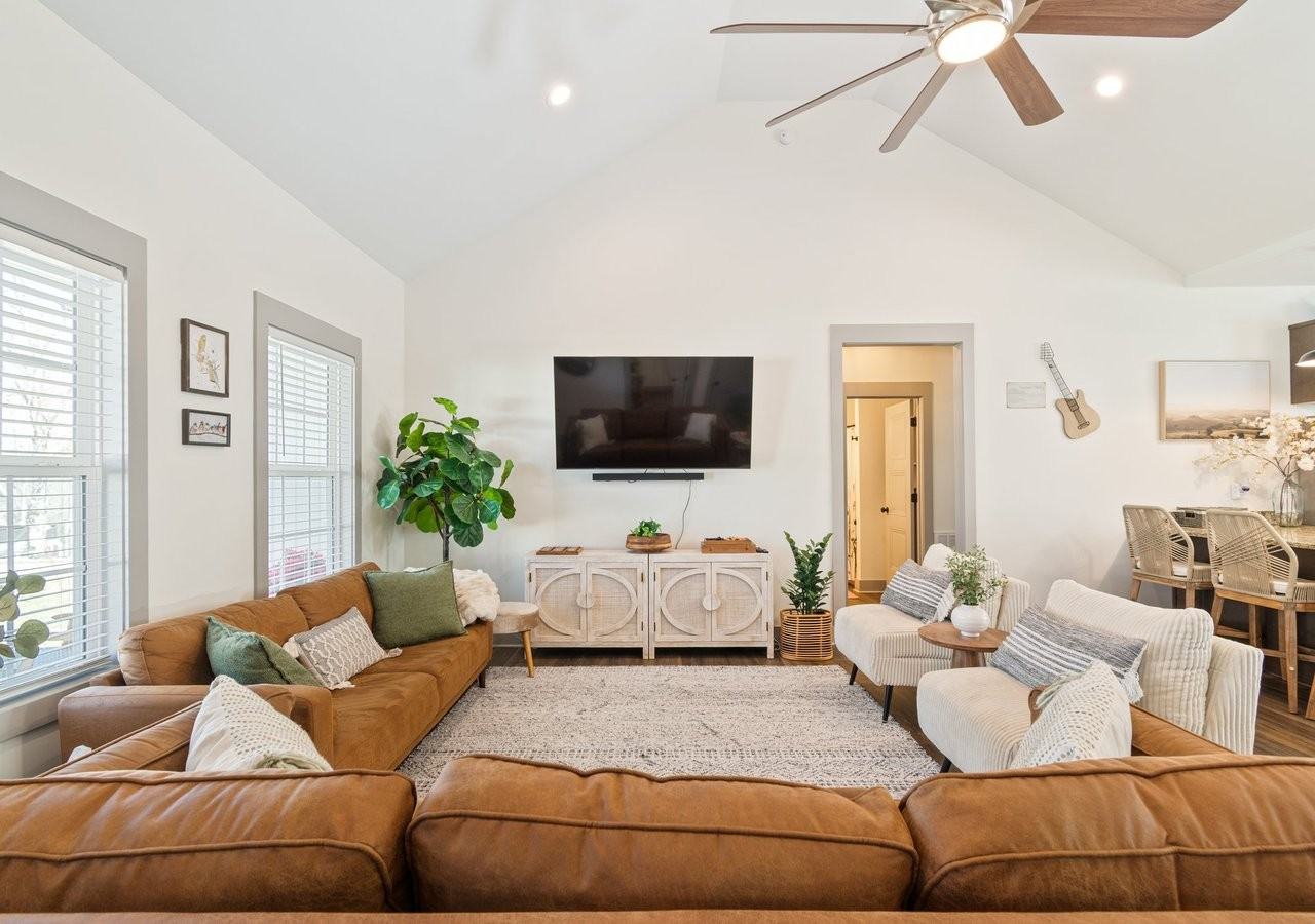 18 Shady Cove Ln #NA - Photo 2 of 11