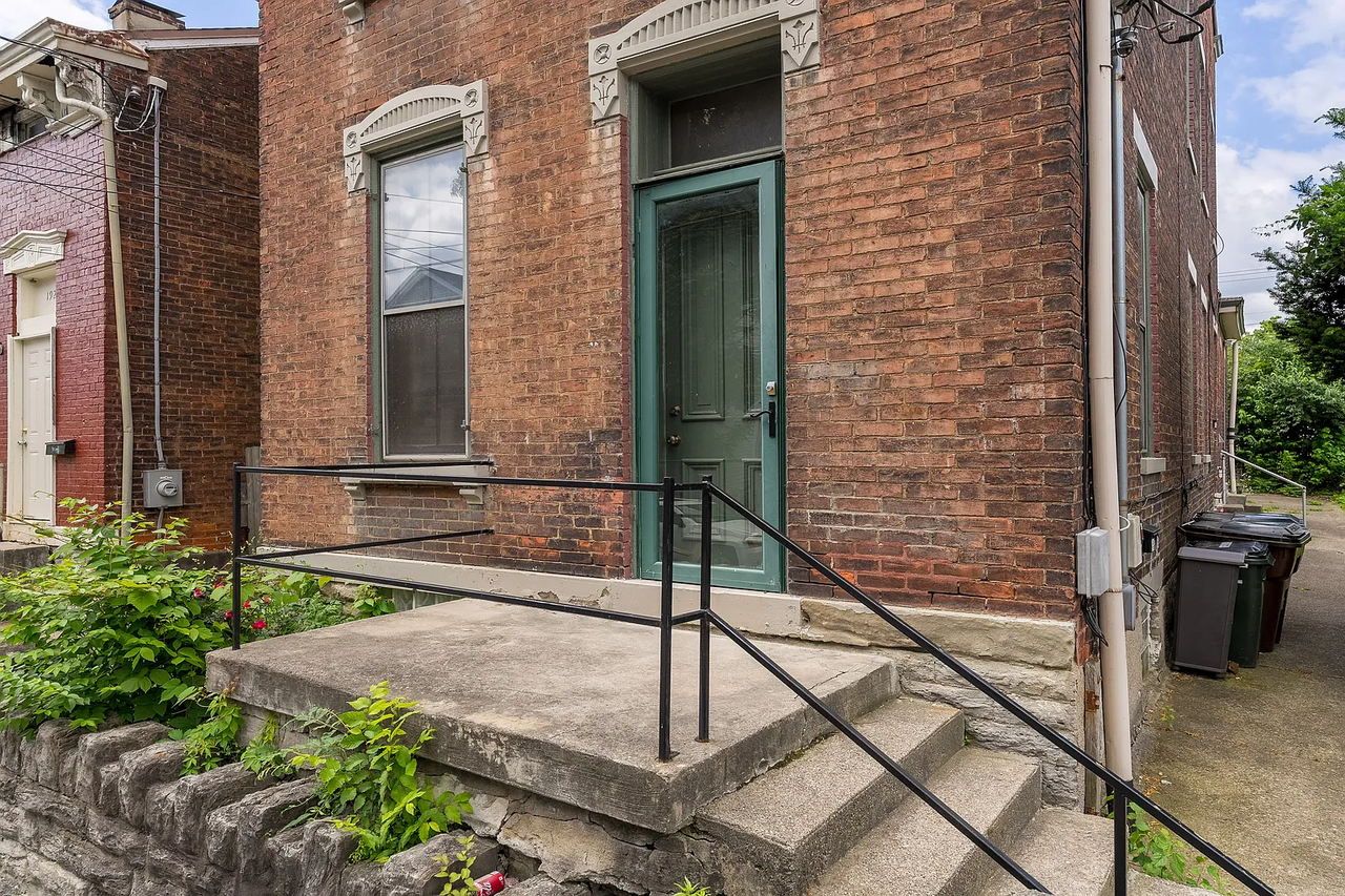 1921 Pearl St #1 - Photo 2 of 20
