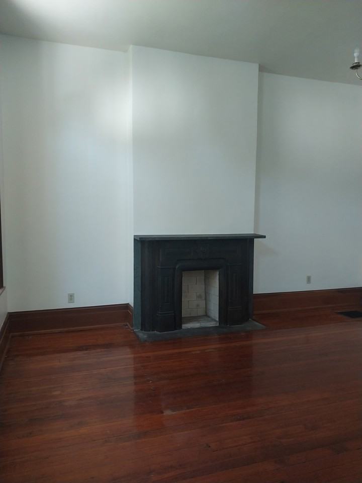 1921 Pearl St #1 - Photo 4 of 20