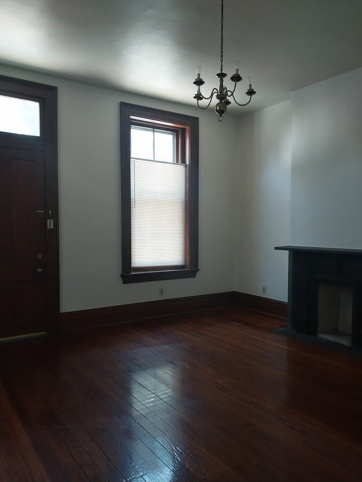 1921 Pearl St #1 - Photo 5 of 20