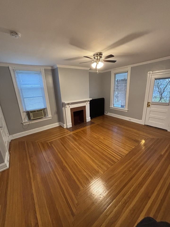 4512 Ashland Ave #2 - Photo 5 of 34