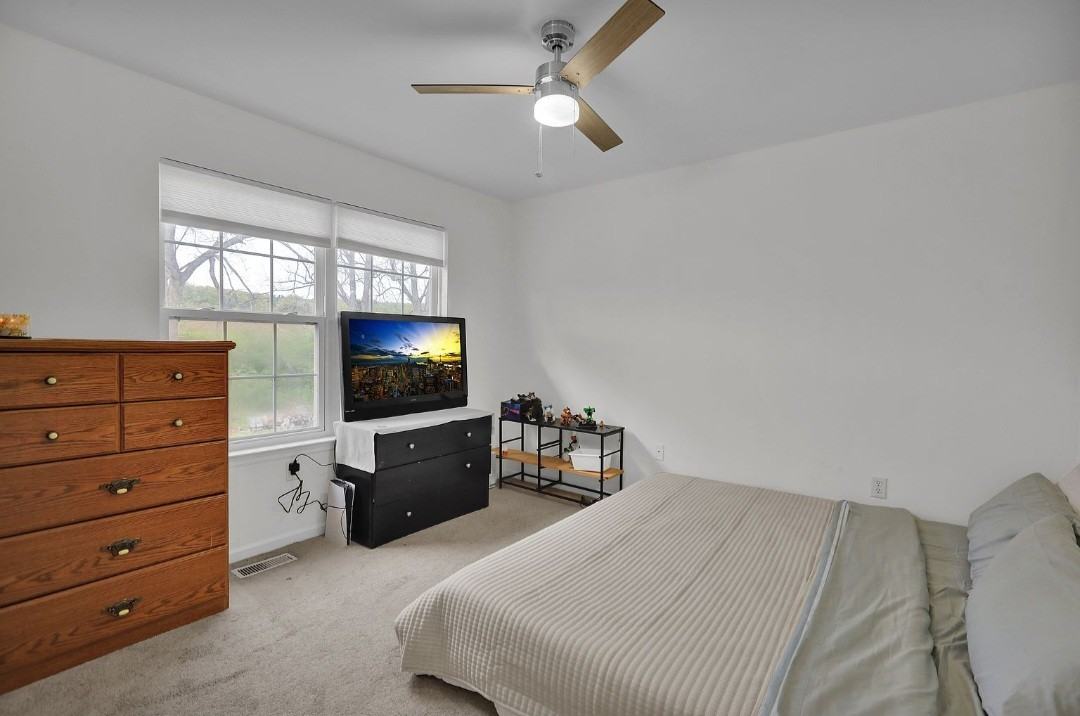 5028 Vista Ct #NA - Photo 4 of 19