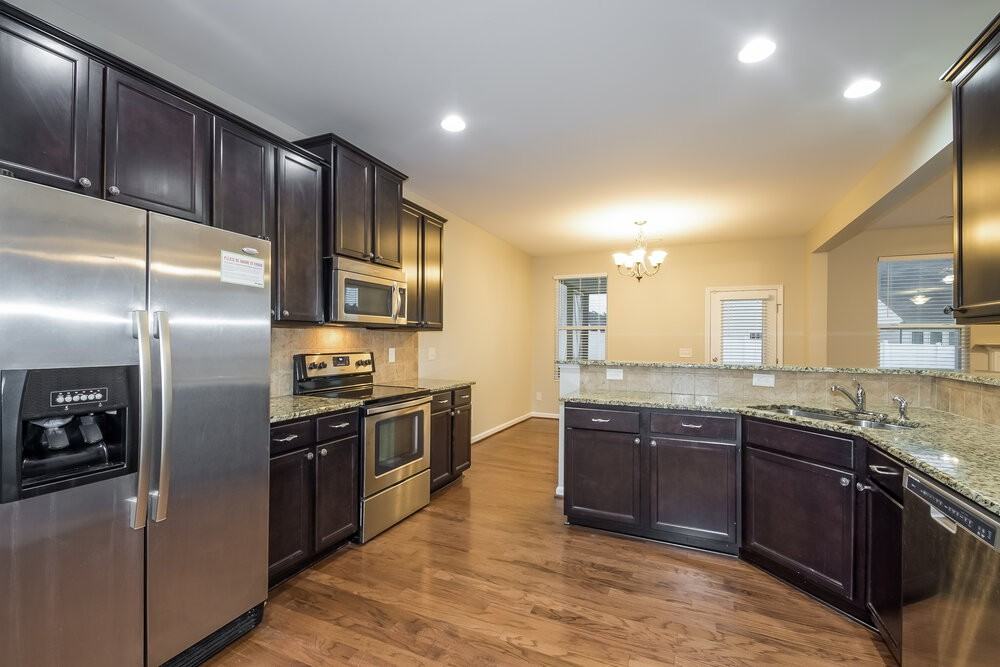 4010 Massey Preserve Trl - Photo 4 of 13