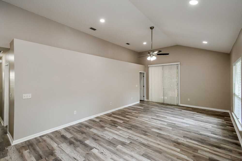 2131 Carnes St - Photo 5 of 16