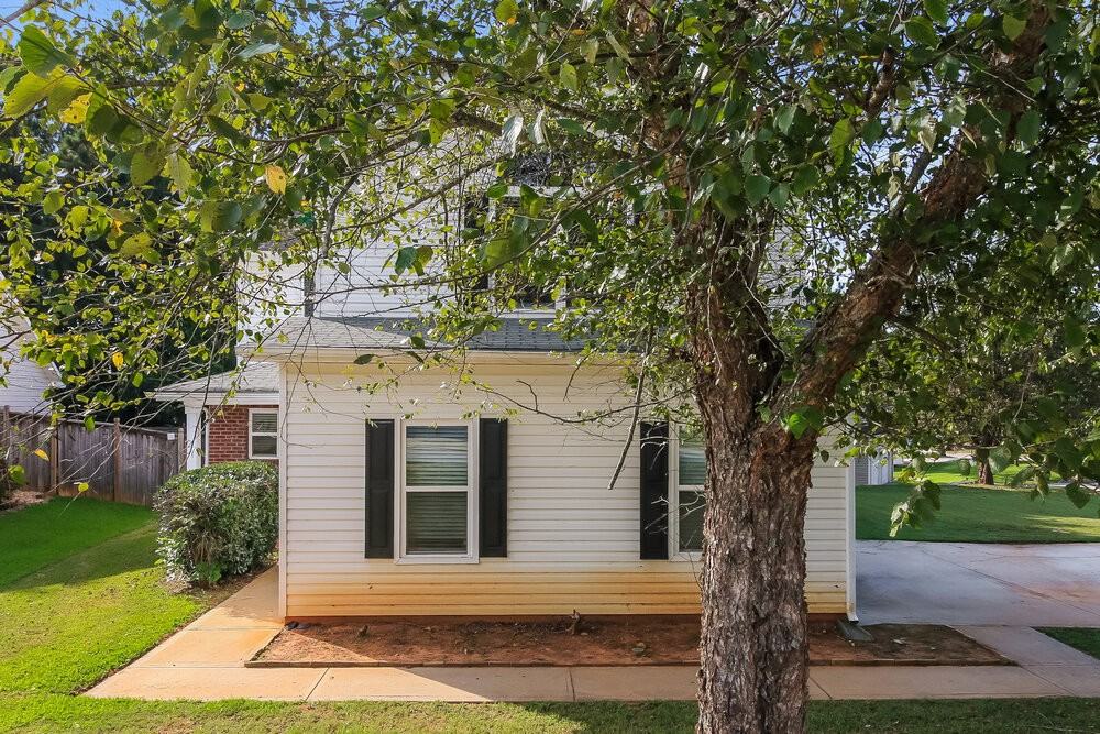 2962 Knoll View Pl - Photo 2 of 17