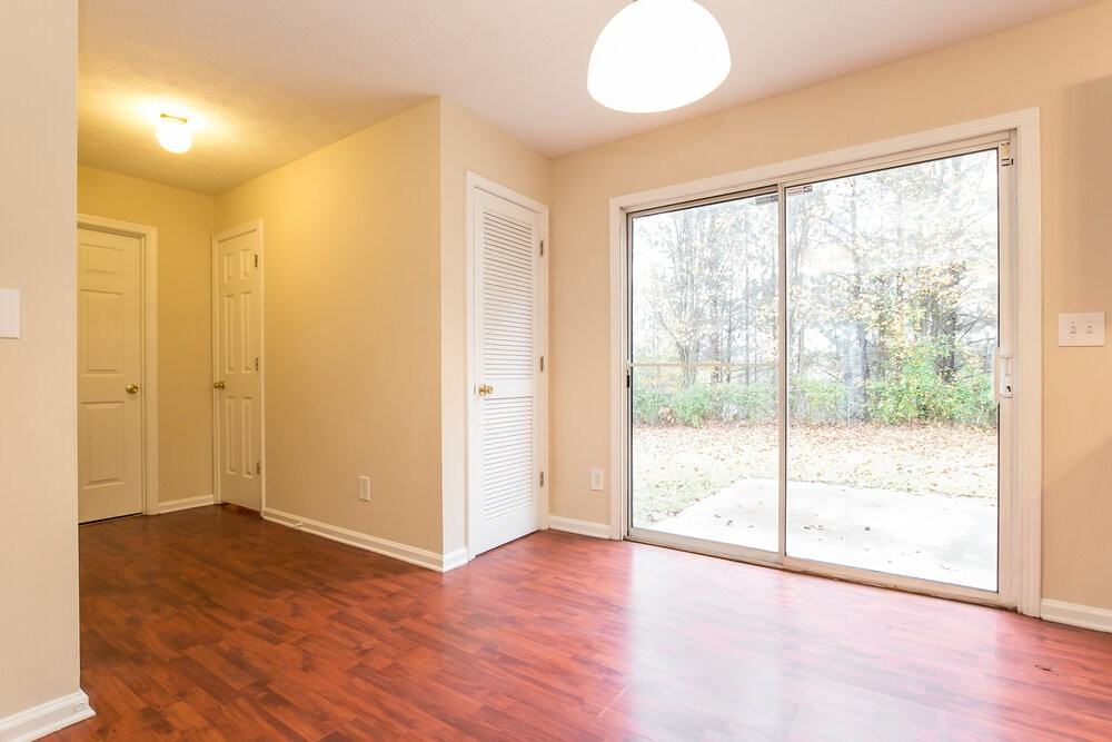 3019 Sentinel Cir - Photo 4 of 15