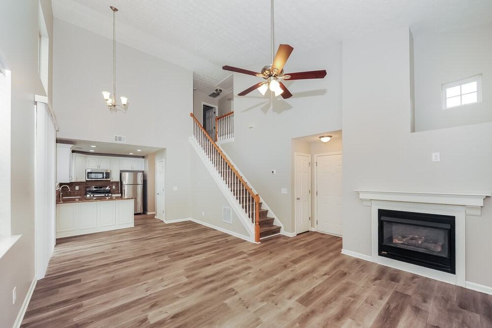 1255 W Oaks Way - Photo 5 of 17