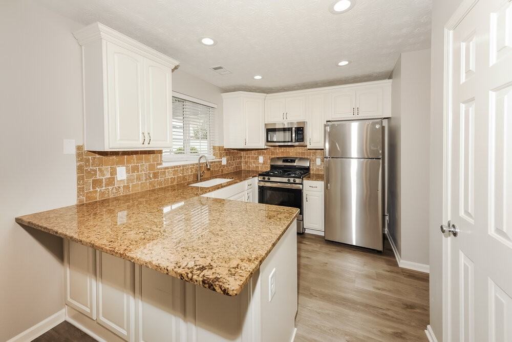 1255 W Oaks Way - Photo 6 of 17