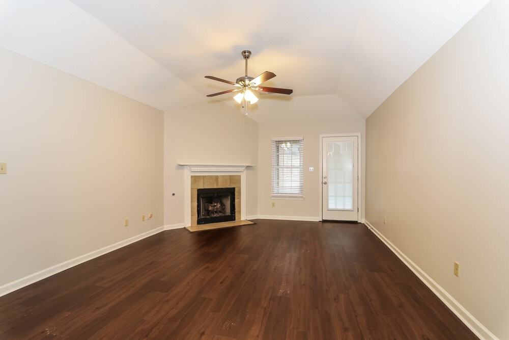 8980 Fulton Ln - Photo 2 of 15