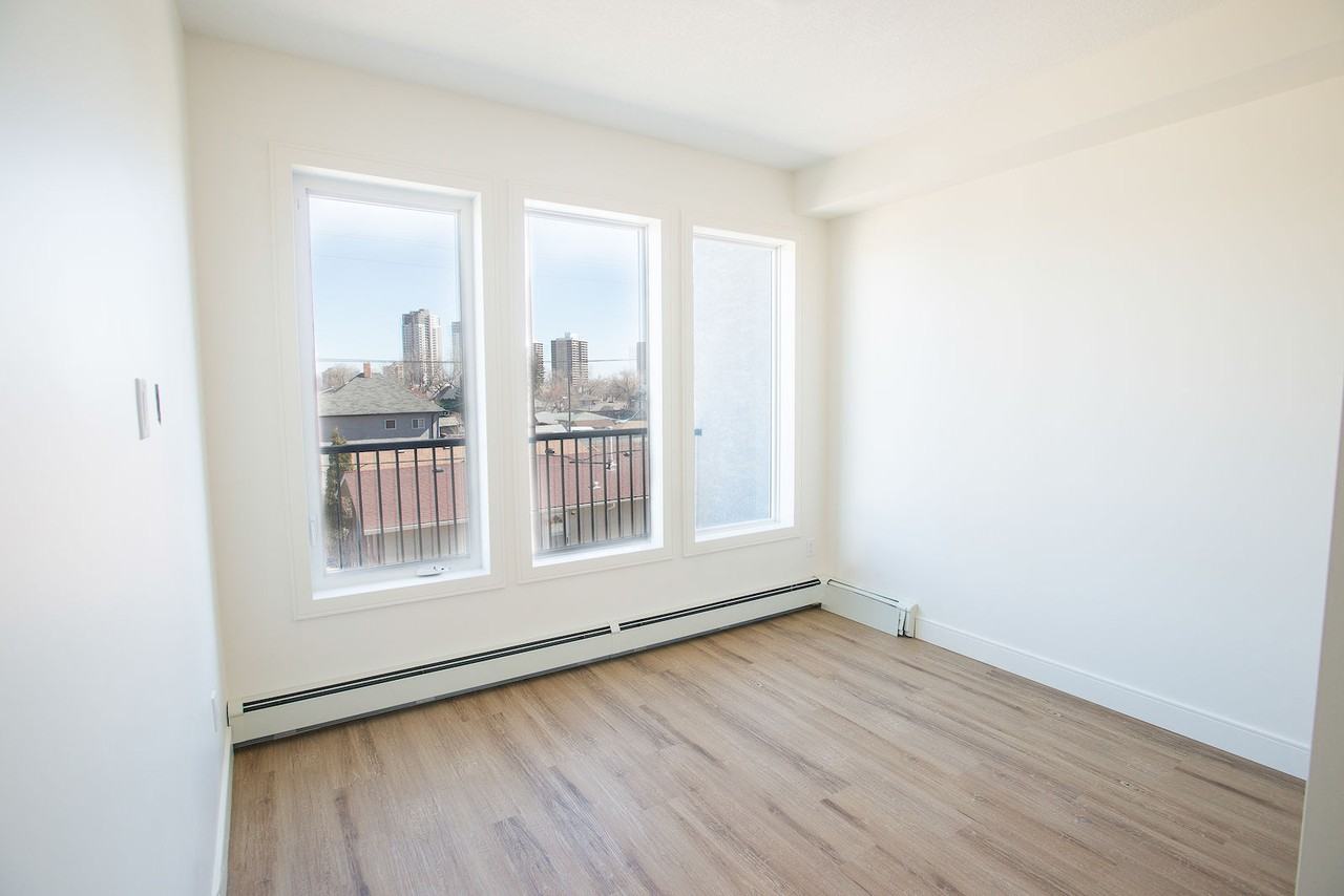 10767 95 St Nw - Photo 3 of 10