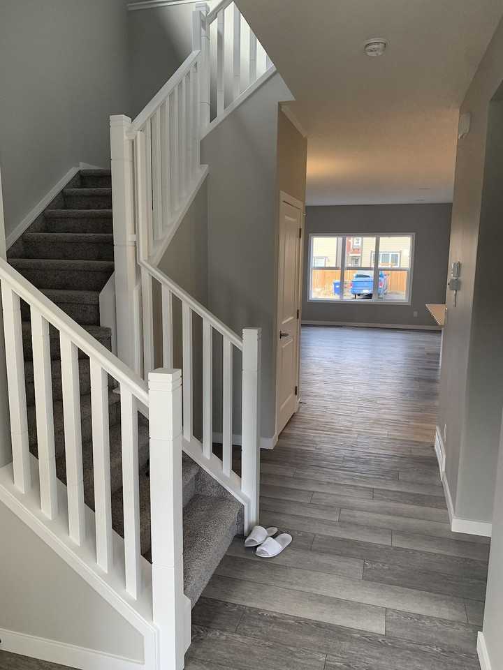 73 Masters St Se - Photo 6 of 15