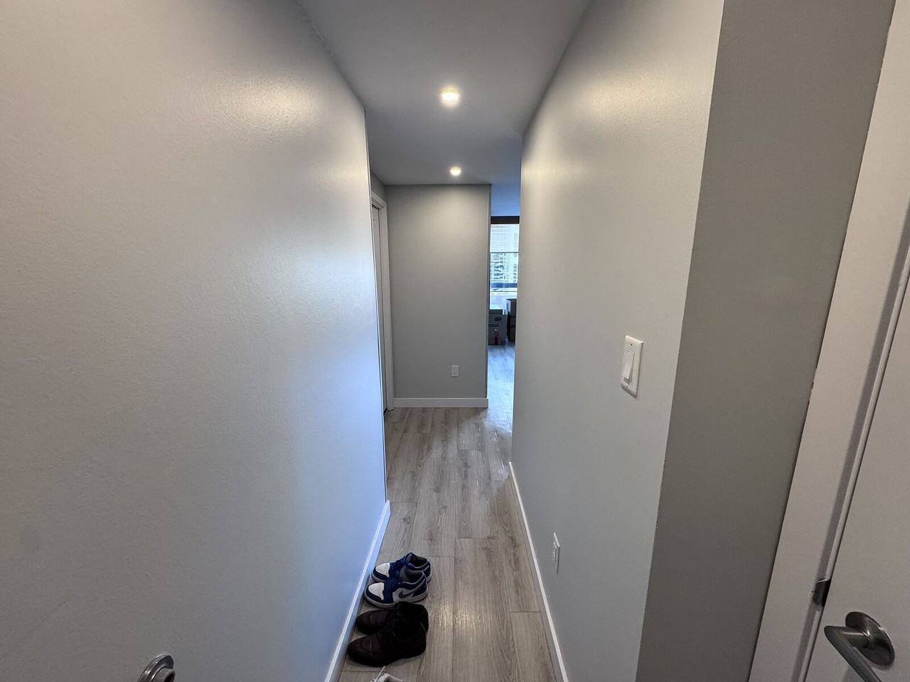 220 4 Ave Sw - Photo 7 of 11