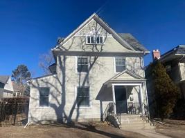 featured image of 110 E Caramillo St