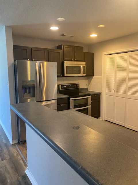 203 S Jefferson Ave - Photo 6 of 15