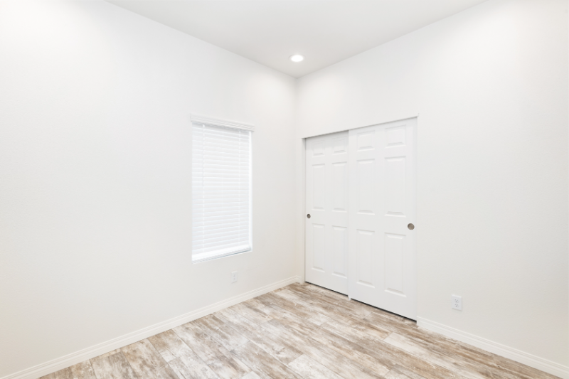 35312 Santa Fe St - Photo 3 of 6