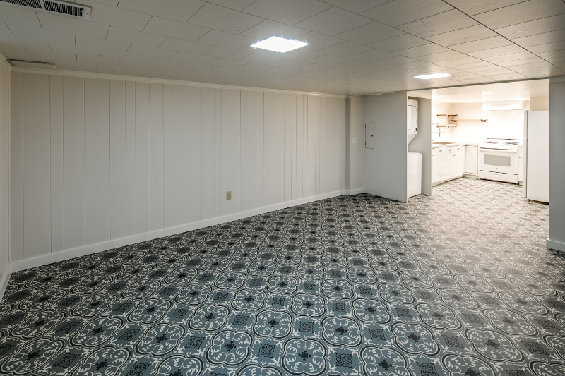 612 16th St - Photo 5 of 10