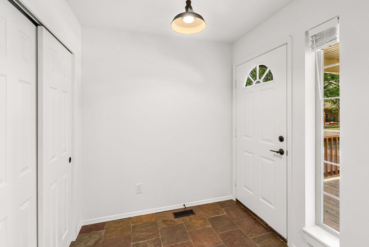 1397 N River Rock Dr - Photo 5 of 50