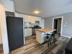 2122 10th Ave #C - Photo 1 of 1