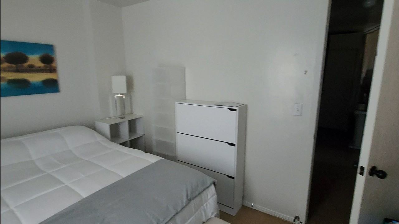 3411 Irwin Ave - Photo 5 of 6