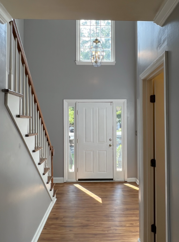 598 Saint James Walk Se - Photo 3 of 15