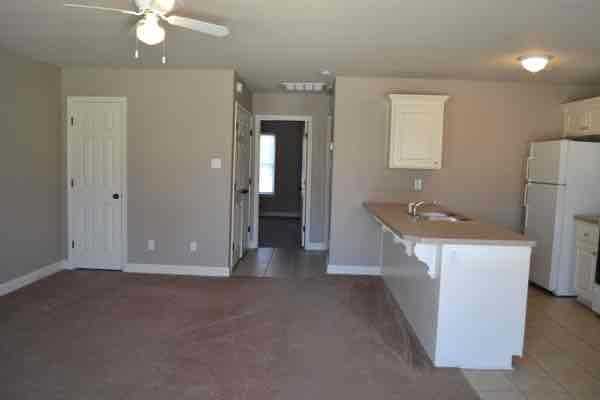 2151 Hamilton St #3C - Photo 4 of 15
